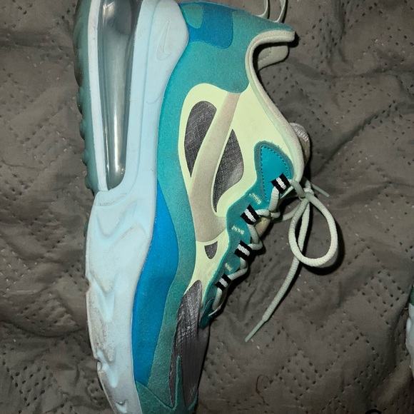 Nike React 270 Air ‘Psychedelic Art’ - Picture 2 of 4